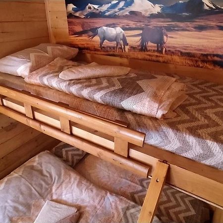 Still Cabin ツェティニェ エクステリア 写真