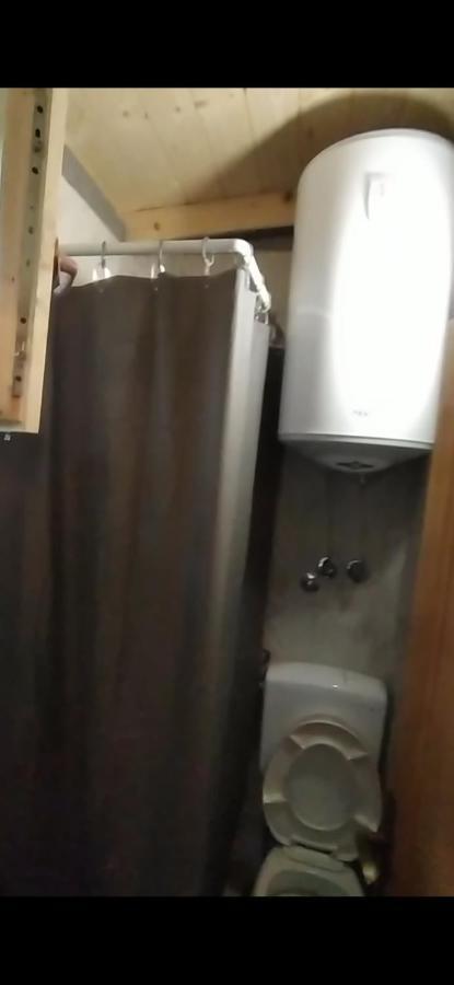 Still Cabin ツェティニェ エクステリア 写真