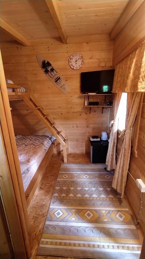 Still Cabin ツェティニェ エクステリア 写真